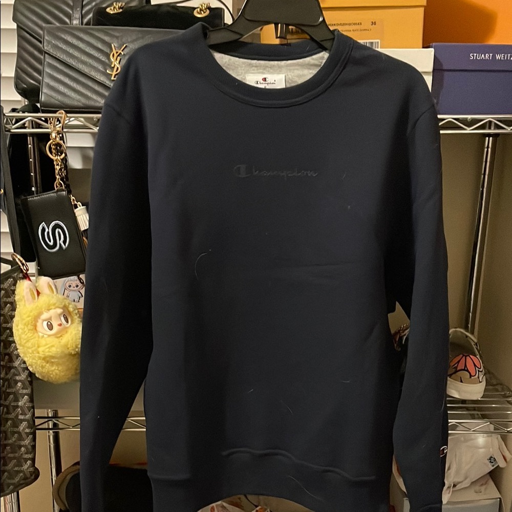 Champion Men's Navy Crewneck Sweatshirt
